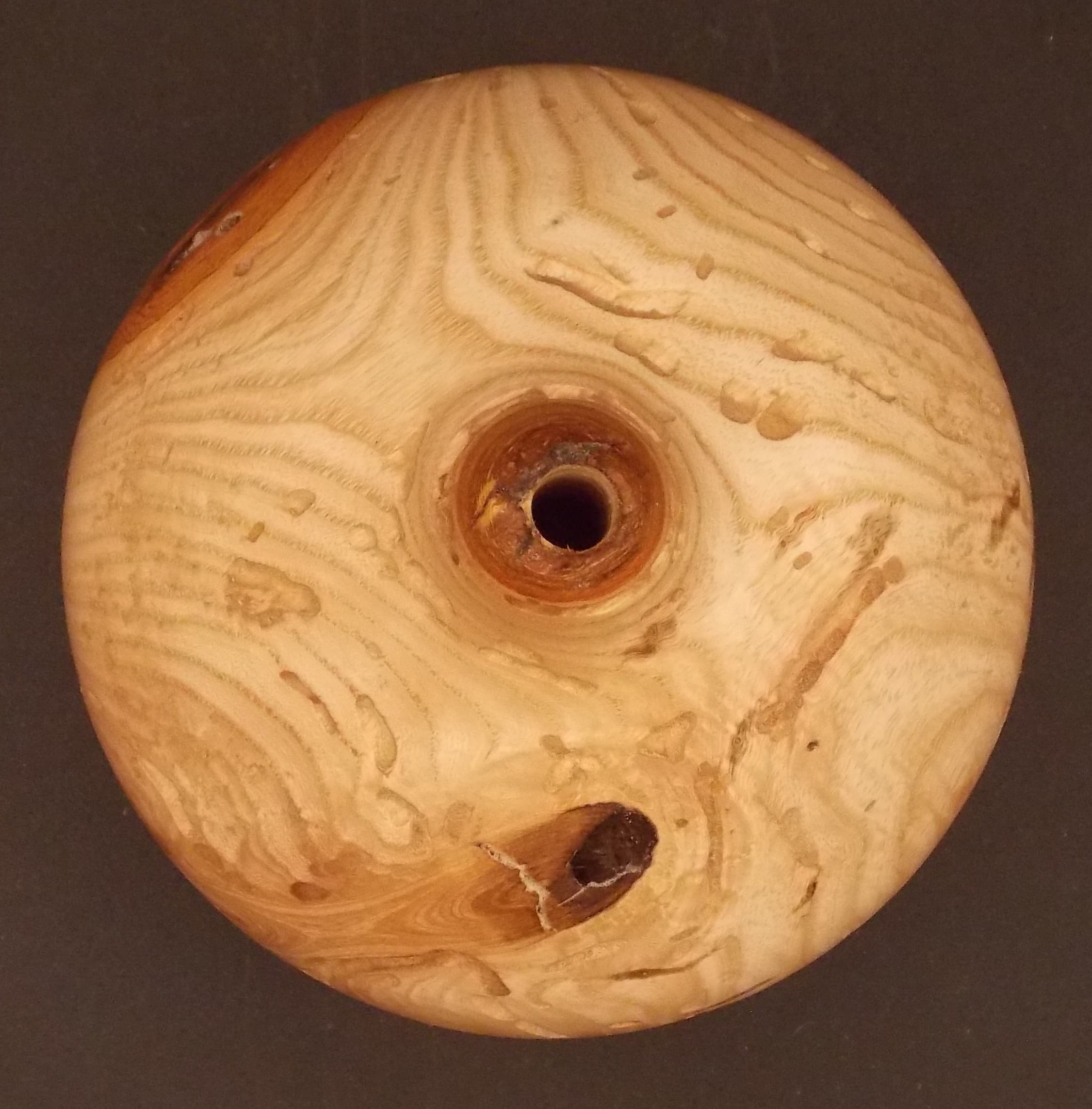 Round Hard Maple Vase